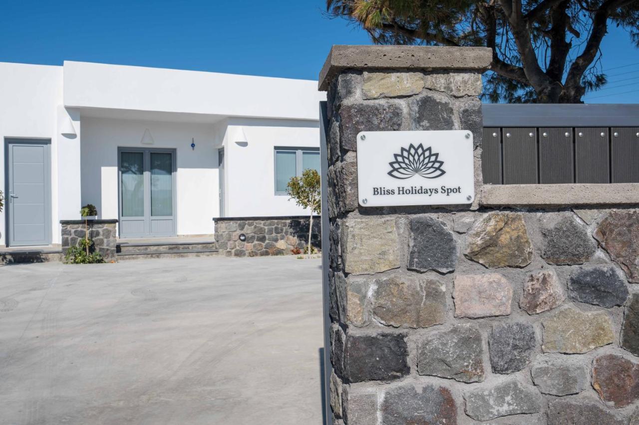 Bliss Holidays Spot Fira  Exterior foto